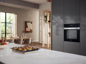 Miele Backofen-H-2465-B-ACTIVE-Obsidianschwarz-Edelstahl