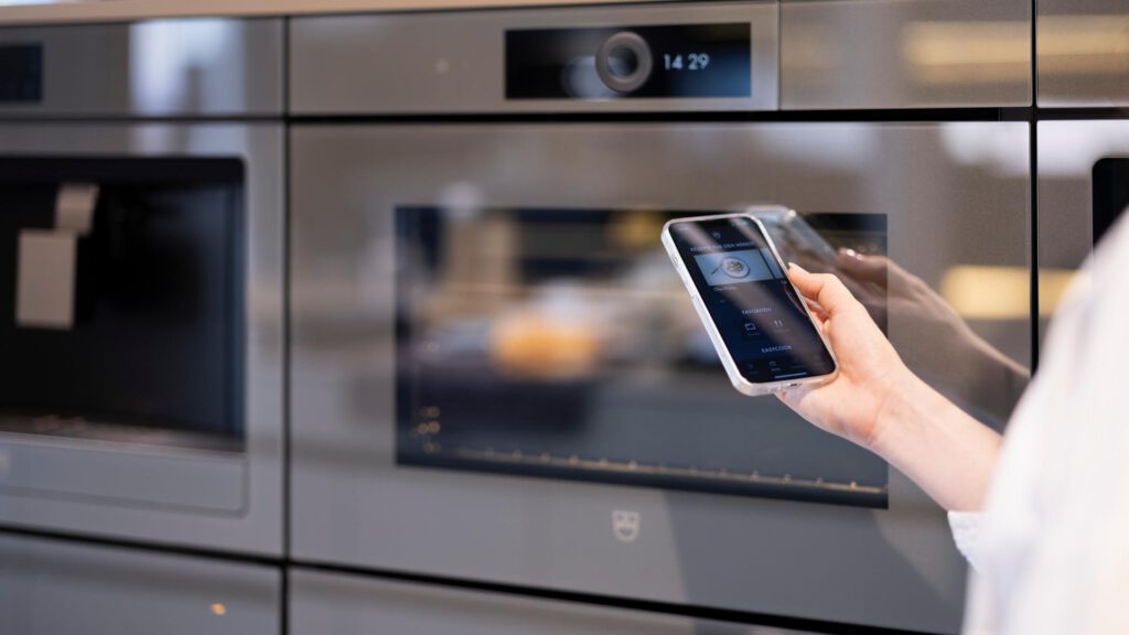 V-ZUG App Smartphone Backofen Küche